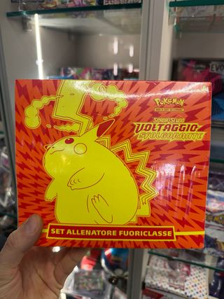 Set Allenatore ETB Voltaggio Sfolgorante ITA