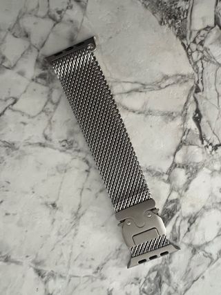 Correa Loop Milanesa 2024 Titanio natural Ultra