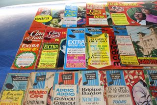 Colección Claro de Luna. Revista Juvenil Femenina. 60-70's. Extras.