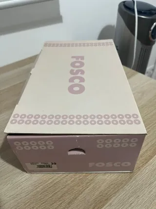 Zapatos Beige y Negro Tacón Hebilla