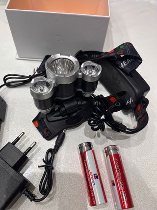 Torcia Frontale LED Ricaricabile LEOVIN