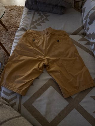 Bermudas Hombre Color Mostaza