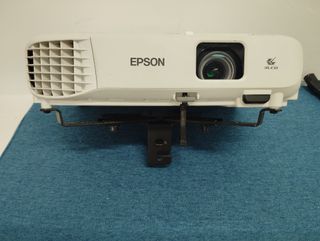 7 Proyectores Epson EB-X05 Blanco