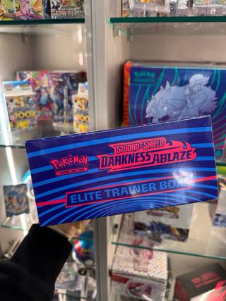Pokemon Elite Trainer Box Darkness Ablaze