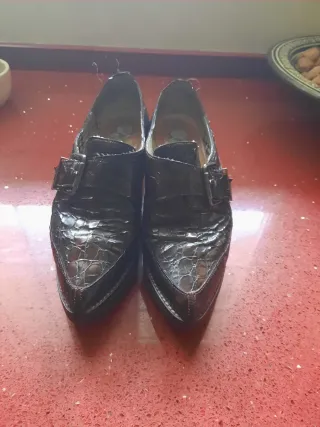 Zapatos marrones tacón corrido Talla 37