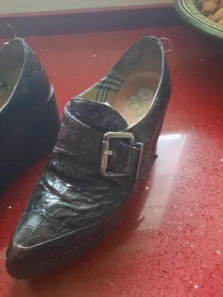 Zapatos marrones tacón corrido Talla 37