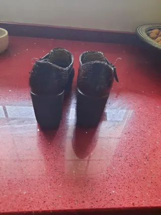 Zapatos marrones tacón corrido Talla 37