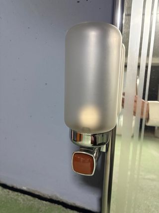 Espejo de baño con apliques