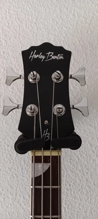 Bajo Harley Benton HB-60 WB Caja