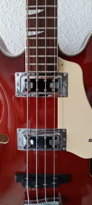 Bajo Harley Benton HB-60 WB Caja