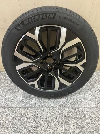 Llanta + Neumático Citroën C4 195/60 R18 Nuevas