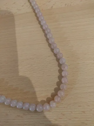 Collana di perle rosa
