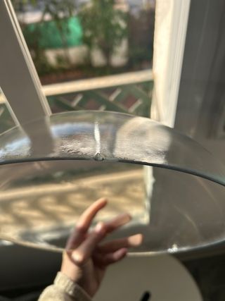 Vitrina de cristal con pie