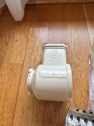 Picadora de carne Moulinex con accesorios