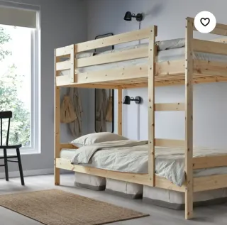 Litera de pino color miel