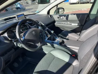 Peugeot 3008 2015