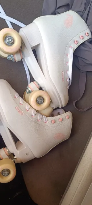 Patines Quad Axelo 100x Blancos Rosas. Talla 39.