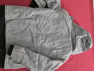 Abrigo niño gris 8 años