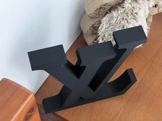 Estátua LoVe Preta Decorativa