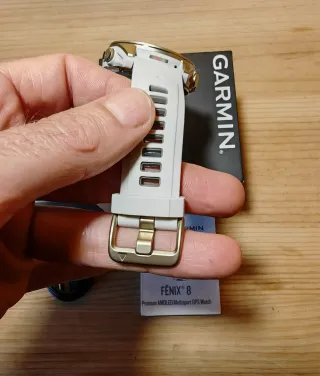 Garmin Fenix 8 43mm AMOLED Zafiro