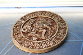 Reproducción disco de Chinkultic en cerámica.