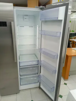 NEVERA AMERICANA MARCA BEKO CON GARANTIA