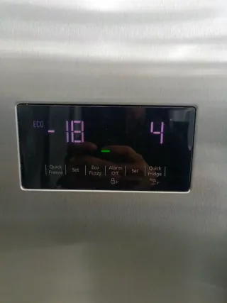 NEVERA AMERICANA MARCA BEKO CON GARANTIA