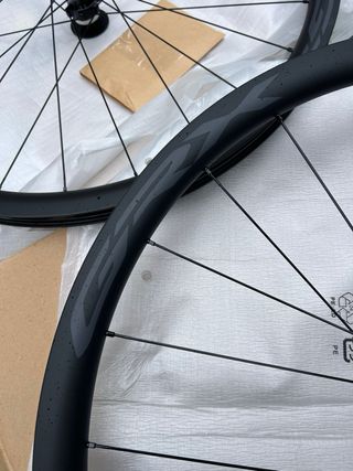 Ruedas Carbono Shimano GRX RX870