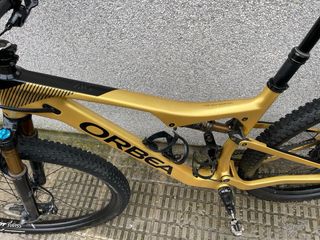 OIZ ORBEA M10 29 CARBONO DOBLE FOX KASHIMA