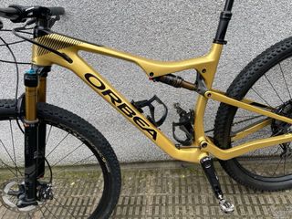 OIZ ORBEA M10 29 CARBONO DOBLE FOX KASHIMA