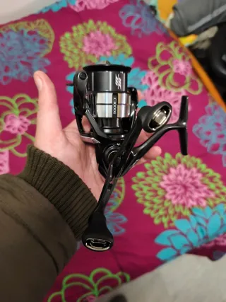 Shimano Vanquish C3000SDH Doble Manivela