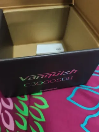 Shimano Vanquish C3000SDH Doble Manivela