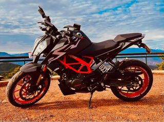 KTM Duke 2023 - 7800 km