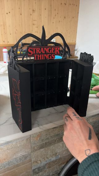 Expositor Stranger Things Demogorgon