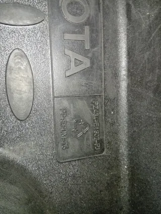 Alfombra Maletero Toyota Corolla E12