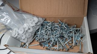 Chiodi autofilettanti con rondelle 120pz