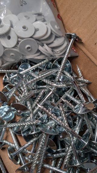 Chiodi autofilettanti con rondelle 120pz