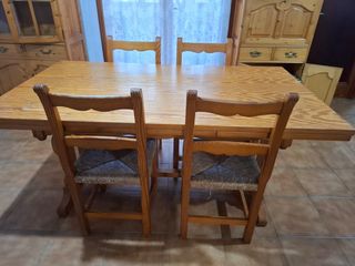 Conjunto Mesa y Sillas Madera