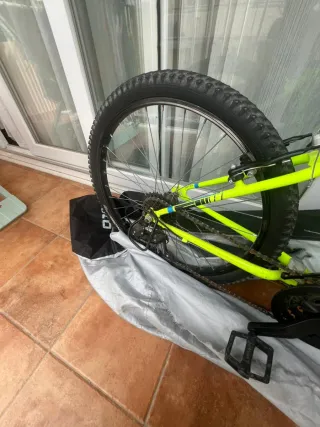 Bicicleta Rockrider ST 520 casi nueva