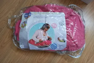 Cojín de lactancia rosa