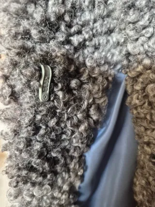 Chaquetón piel y pelo cordero gris