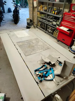 Elevador Motos 1000kg  Electro neumático.