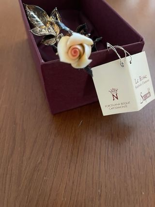 Rosa Scapicchi in argento e bisquit