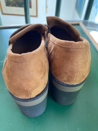 Zapatillas deportivas plateadas