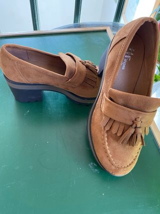 Zapatillas deportivas plateadas