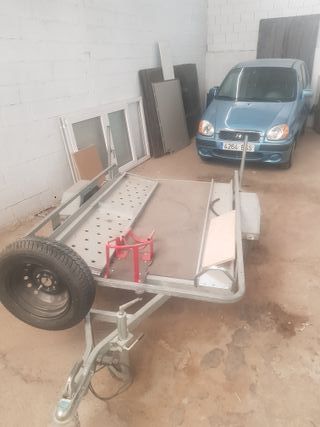 Remolque porta motos 3 plazas