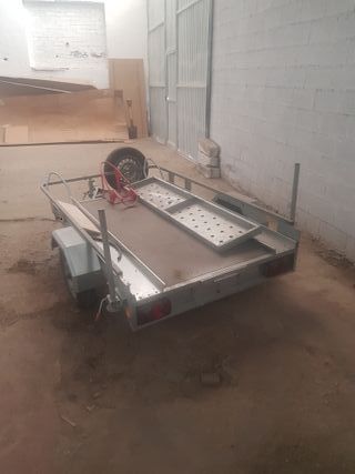 Remolque porta motos 3 plazas