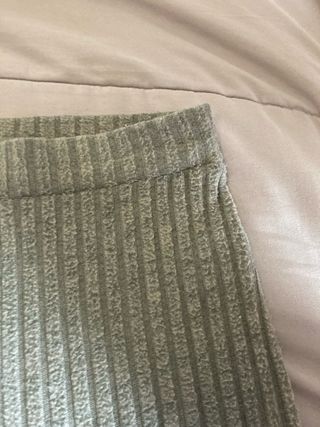 Pantalón de algodón verde acanalado