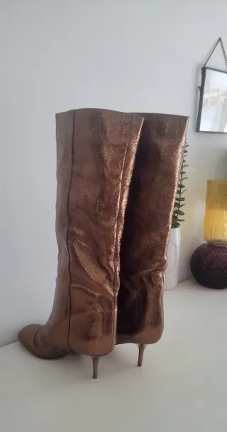 Botas altas metalizadas