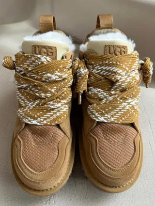 Botas UGG Beige/Marrón